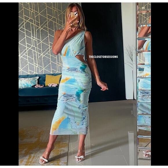 ZARA BLOGGER FAVE!!! Fitted Midi Dress NWT - Picture 8 of 16